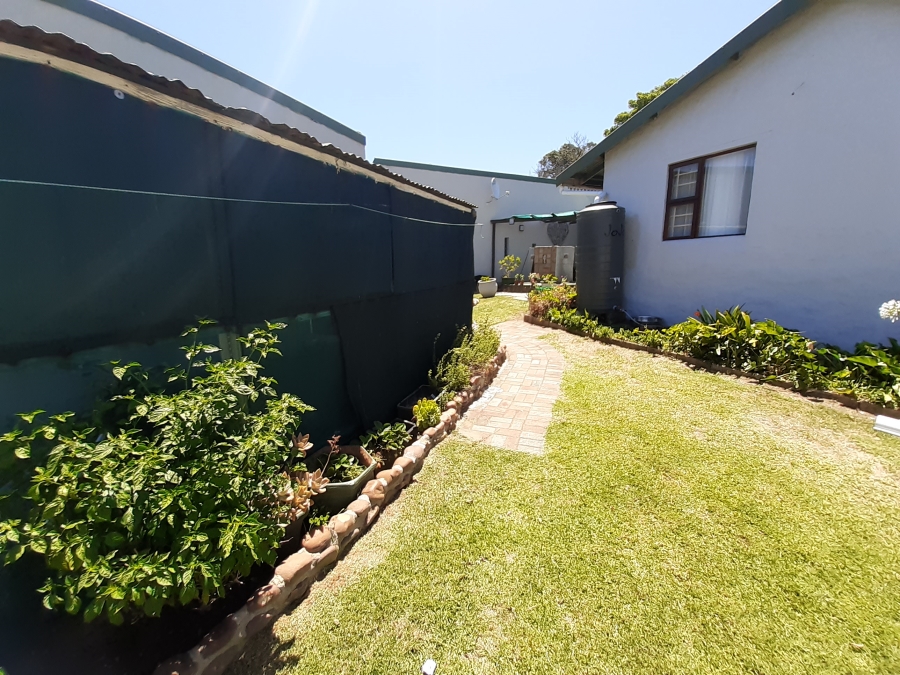 4 Bedroom Property for Sale in Aston Bay Eastern Cape